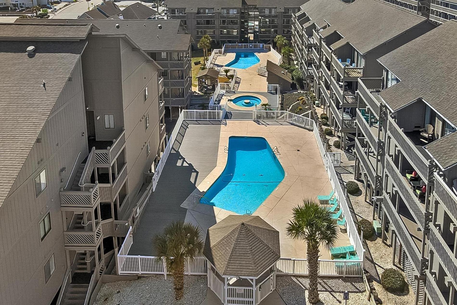 Two Bedroom Steps From The Beach! Shore Dr! Миртл-Бич Экстерьер фото