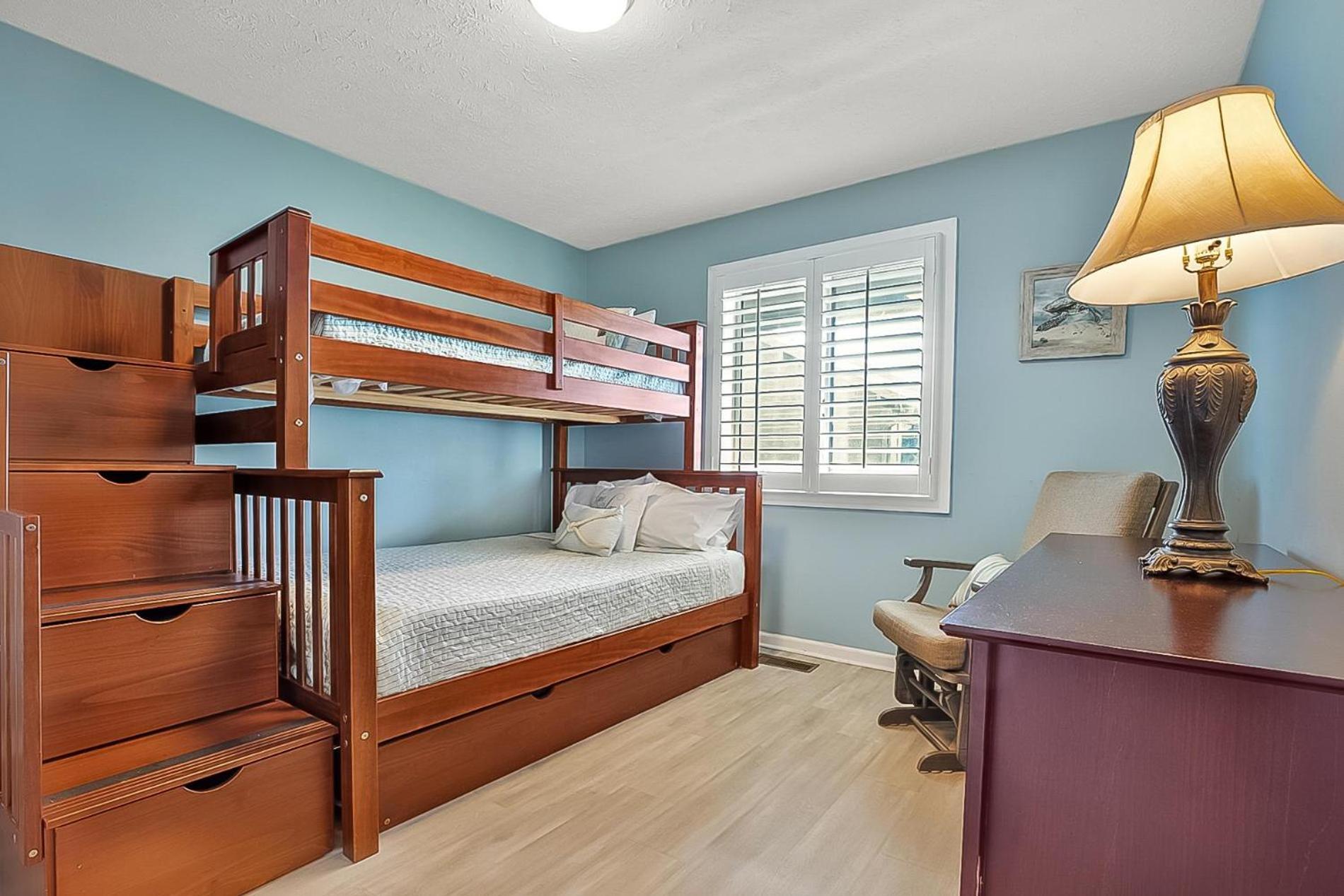 Two Bedroom Steps From The Beach! Shore Dr! Миртл-Бич Экстерьер фото